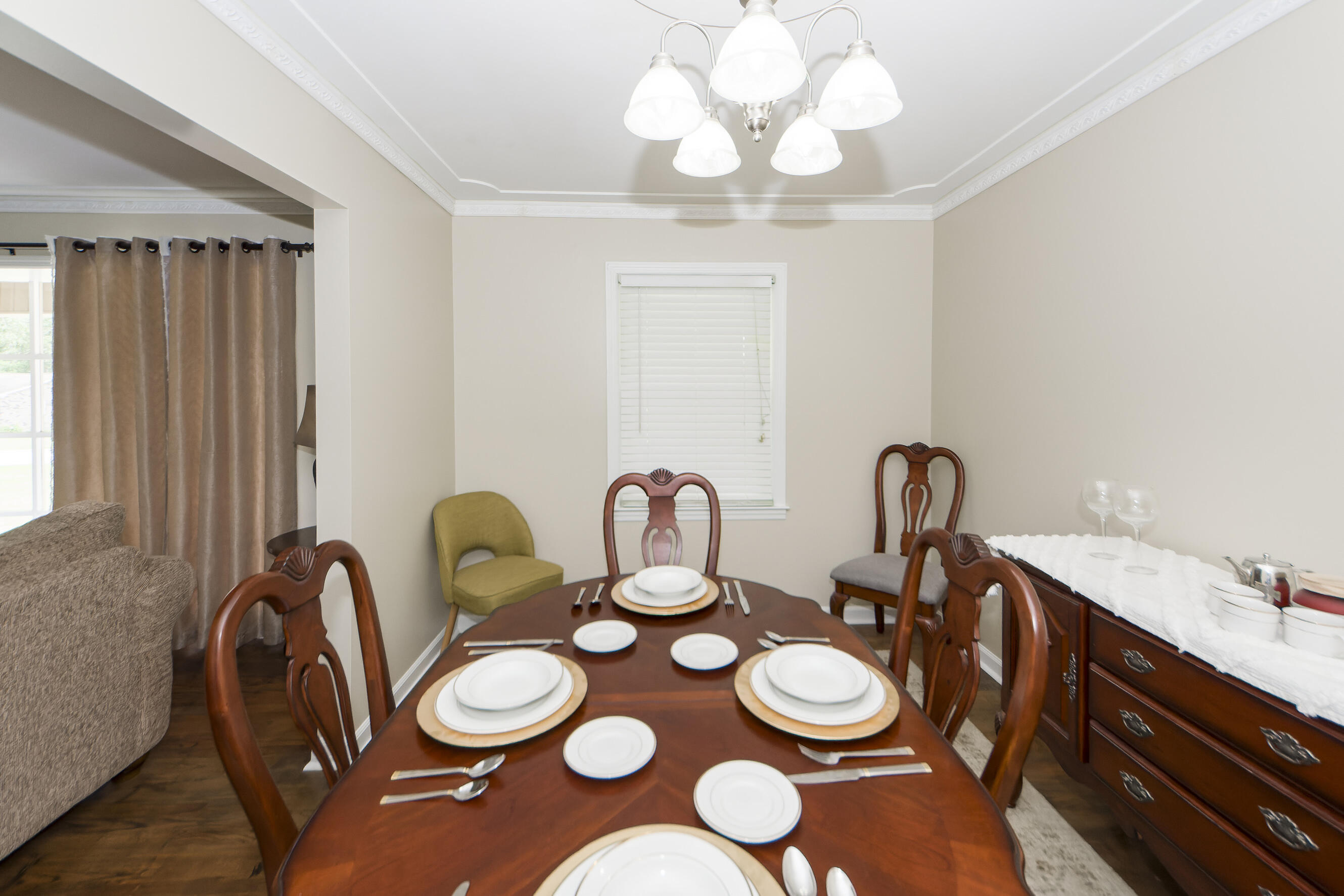 103 Tasker Drive Summerville, SC 29485 - Photo 11 of 42 11