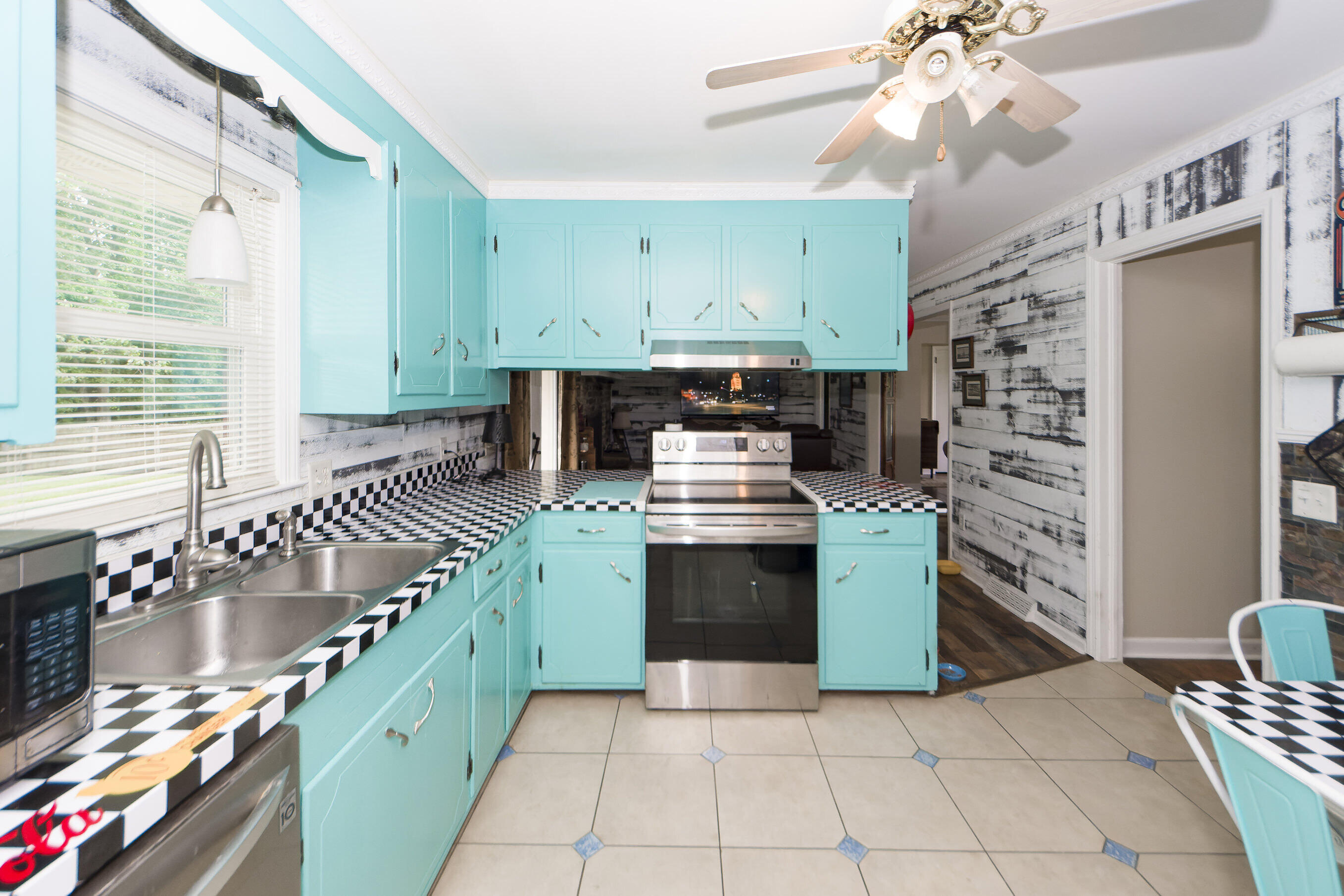 103 Tasker Drive Summerville, SC 29485 - Photo 20 of 42 20