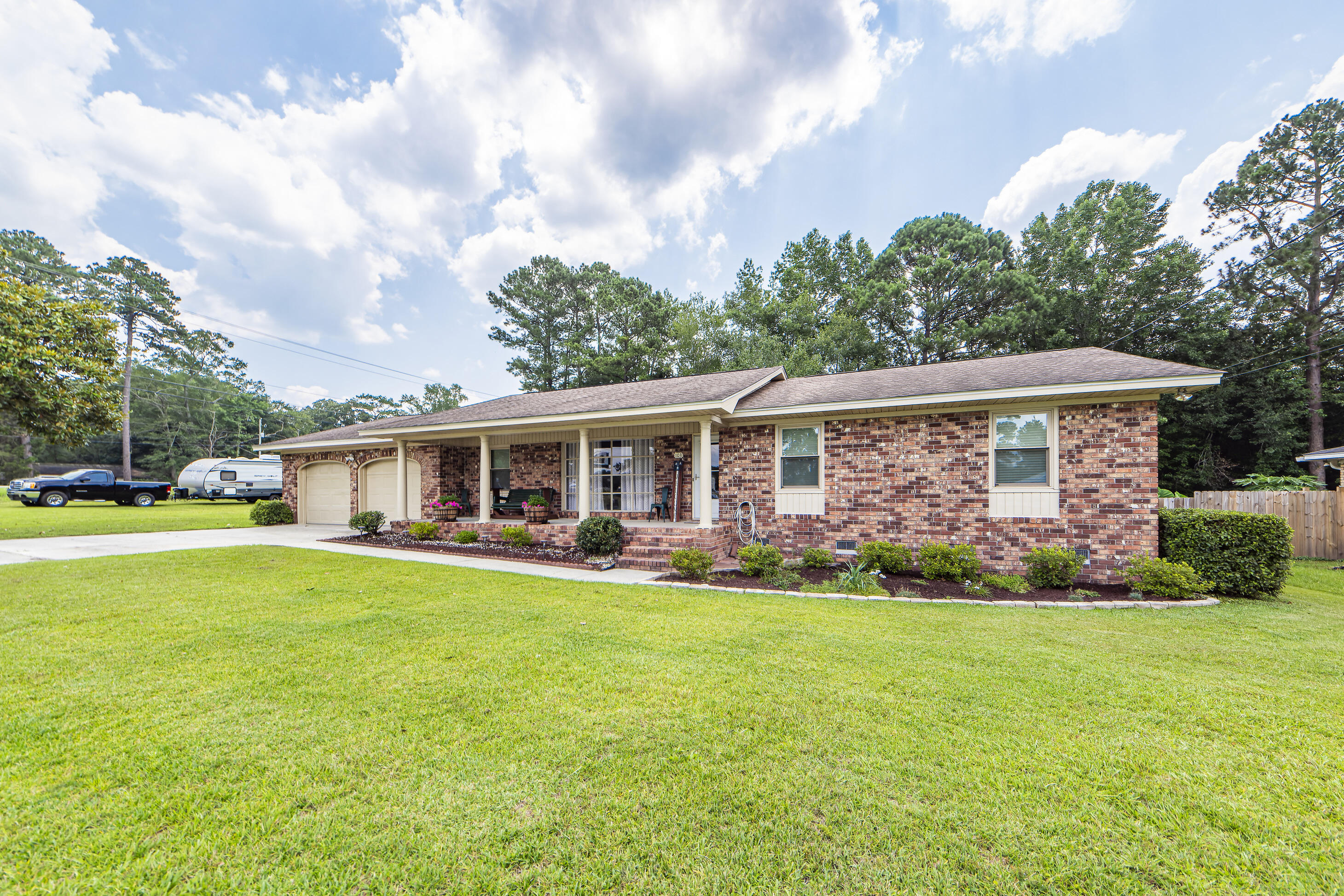 103 Tasker Drive Summerville, SC 29485 - Photo 40 of 42 40