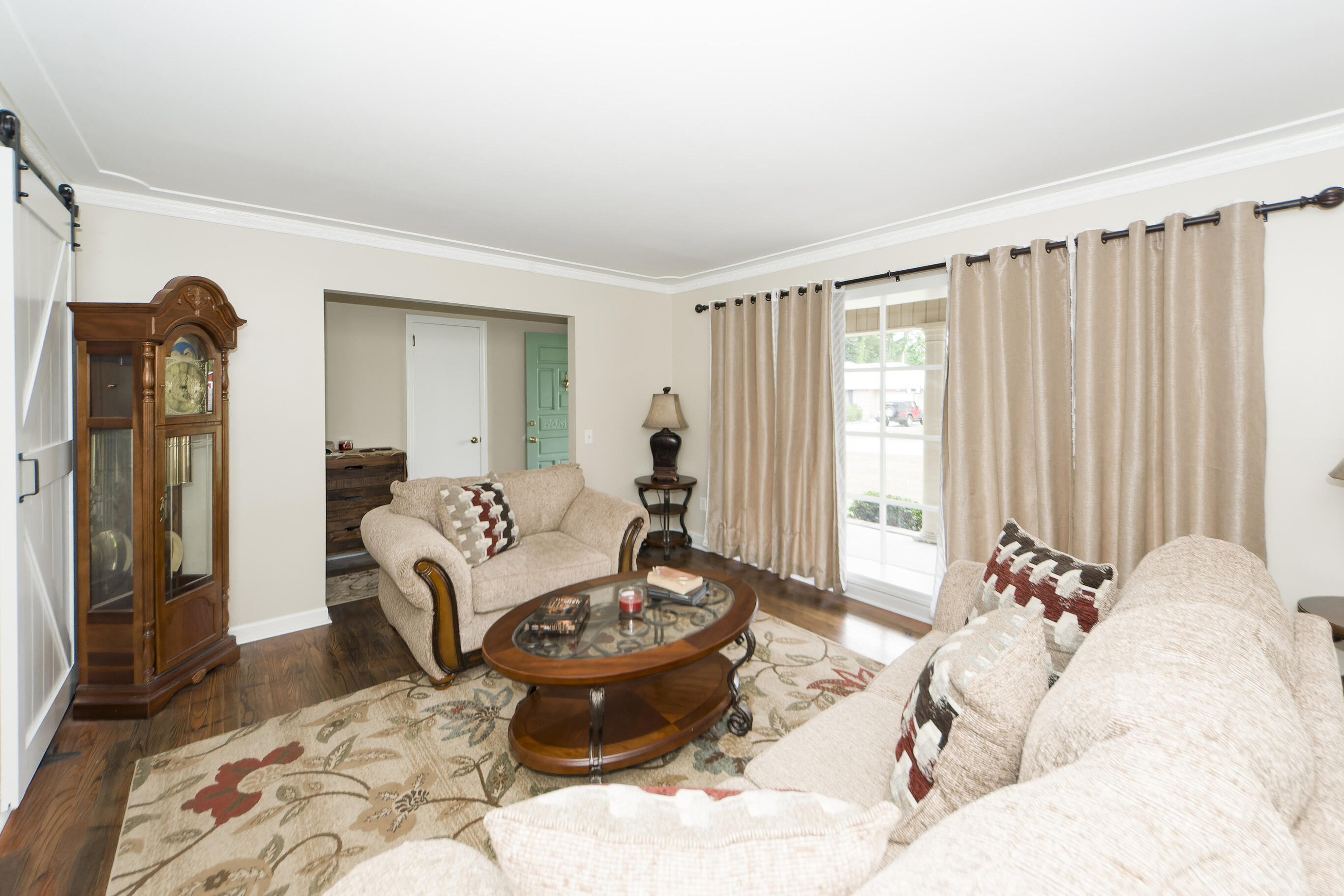 103 Tasker Drive Summerville, SC 29485 - Photo 9 of 42 09