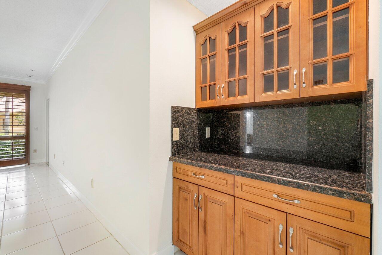 6721 Montego Bay Boulevard, Unit E Boca Raton, FL 33433 - Photo 21 of 37 BAR