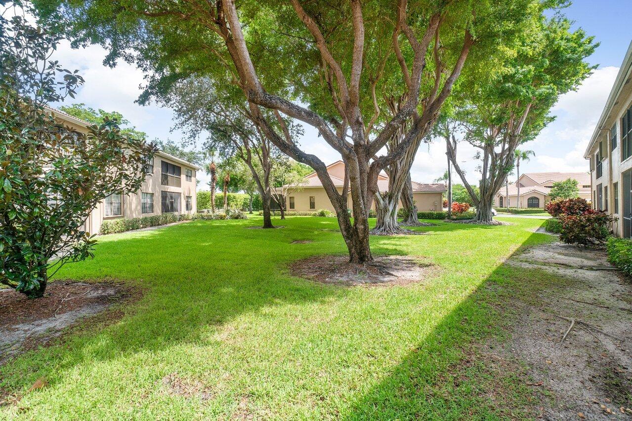 6721 Montego Bay Boulevard, Unit E Boca Raton, FL 33433 - Photo 29 of 37 CONDO REAR VIEW