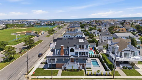 $4,995,000 | 199 12th Street, Avalon, NJ 08202