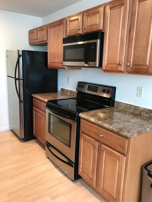 42 Phillips Road, Unit 6 Holden, MA 01520 - Photo 12 of 20 Gallery Image 12