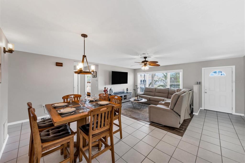 2684 Titania Road Englewood, FL 34224 - Photo 13 of 41