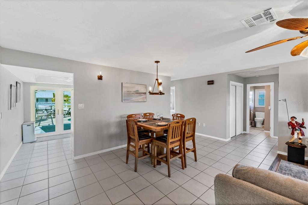 2684 Titania Road Englewood, FL 34224 - Photo 14 of 41