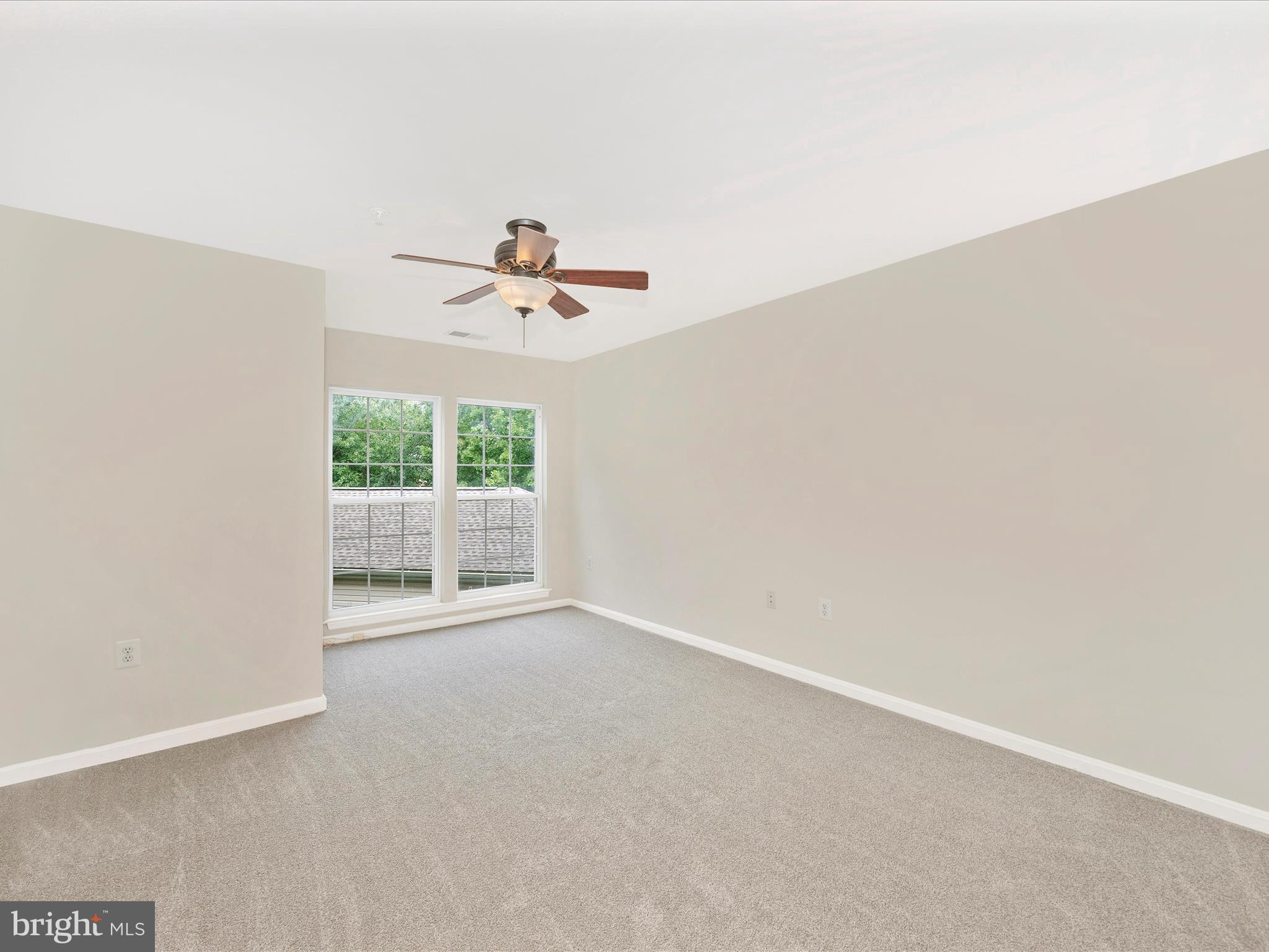 12020 Amber Ridge Circle, Unit B203 Germantown, MD 20876 - Photo 13 of 39 Primary Bedroom