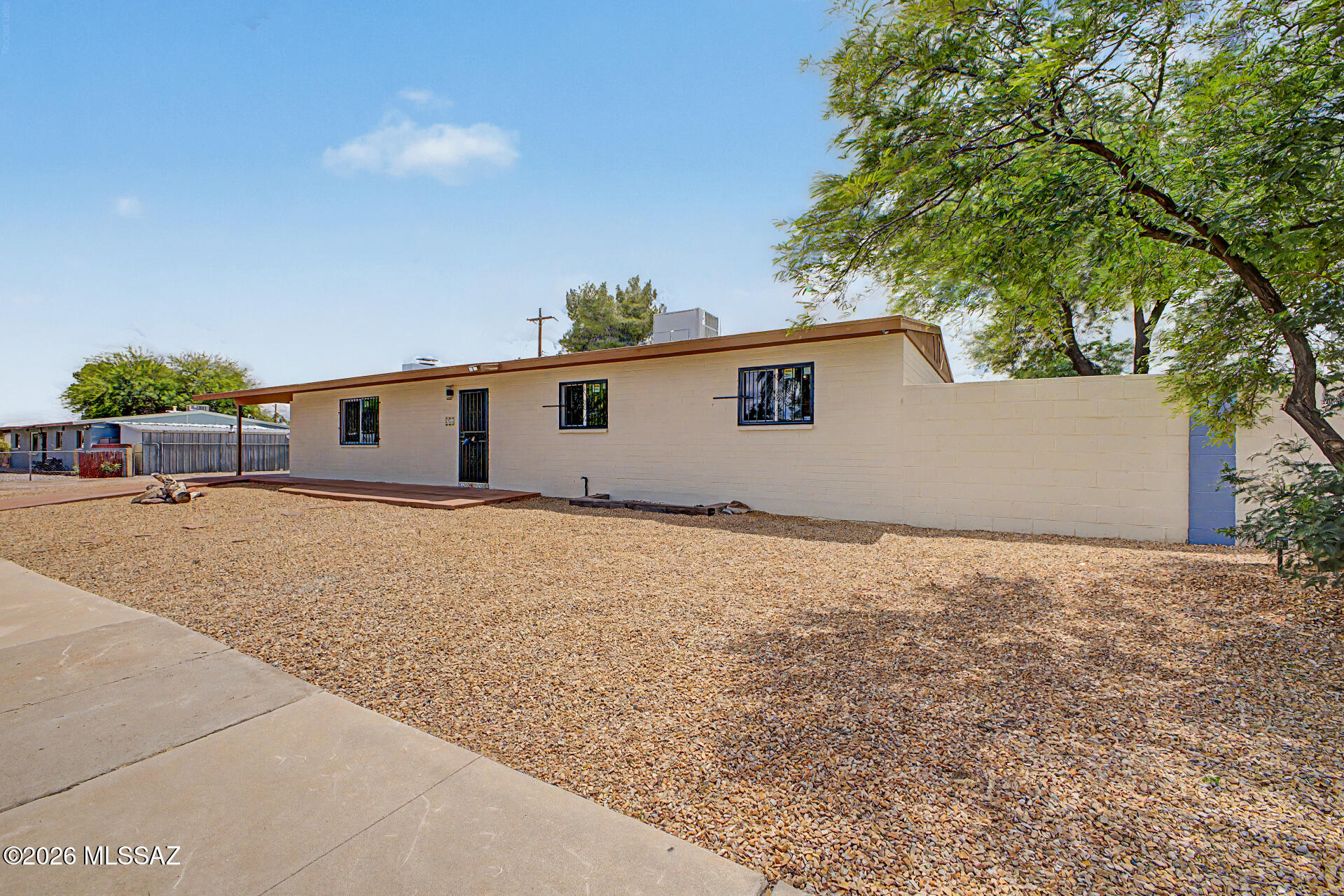 2625 West Oregon Street Tucson, AZ 85746 - Photo 1 of 28 03 - Oregon
