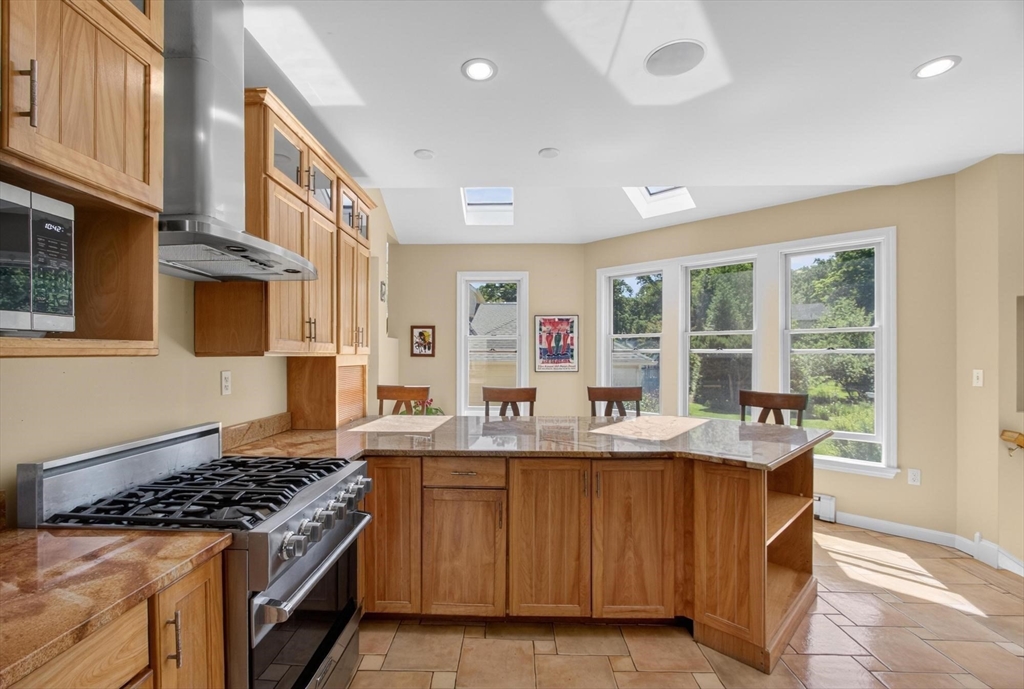 12 Middle Street Lexington, MA 02421 - Photo 10 of 26