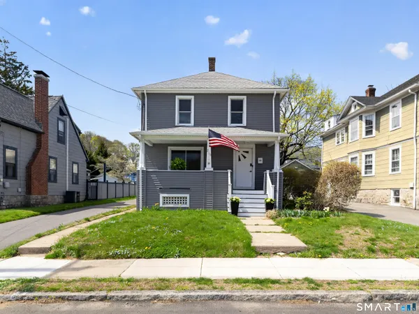 $349,900 | 230 Ledyard Street, New London, CT 06320