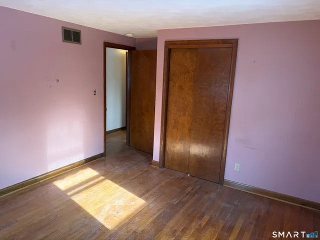 $299,900 | 55 Coles Avenue, Newington, CT 06111