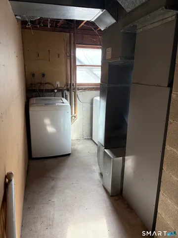 $299,900 | 55 Coles Avenue, Newington, CT 06111