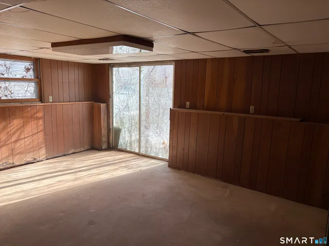 $299,900 | 55 Coles Avenue, Newington, CT 06111