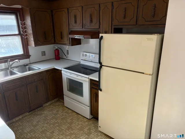 $299,900 | 55 Coles Avenue, Newington, CT 06111