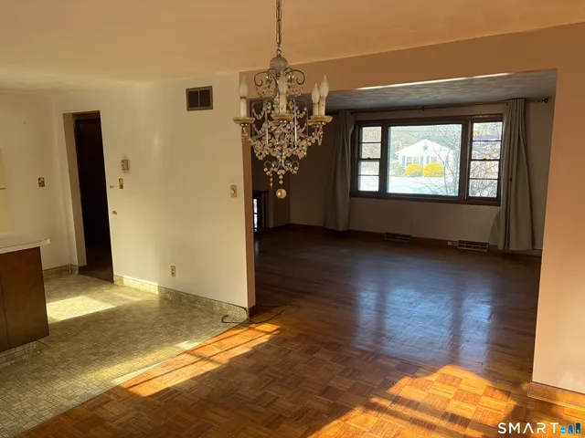 $299,900 | 55 Coles Avenue, Newington, CT 06111