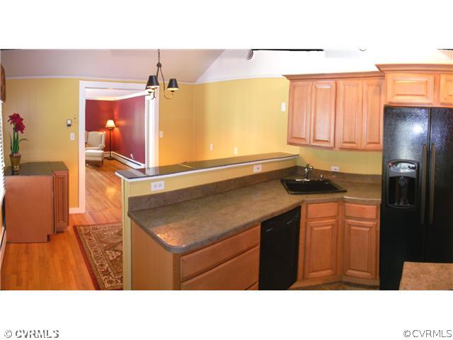 18710 Church Road Petersburg, VA 23803 - Photo 4 of 12 Kitchen