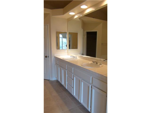 1846 Key Largo Road Vista, CA 92081 - Photo 16 of 22 Master bath