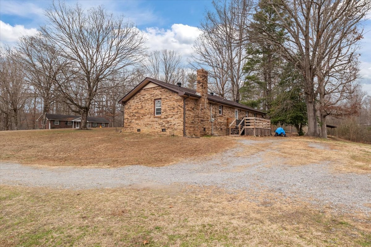 140 Mockingbird Street Erin, TN 37061 - Photo 35 of 36 a view of a snow on the side of the road