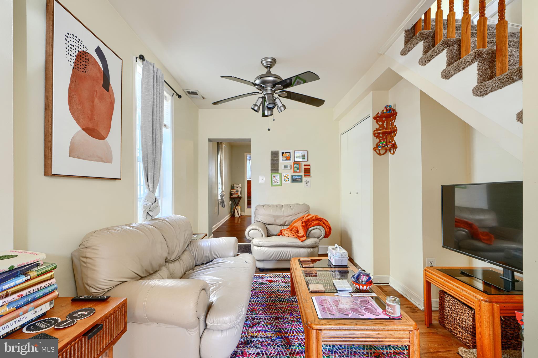 813 South Curley Street Baltimore, MD 21224 - Photo 3 of 24