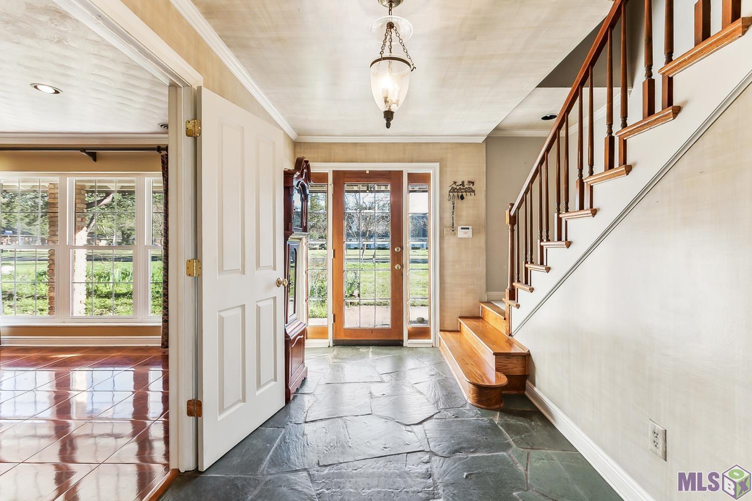 9555 Goodwood Boulevard Baton Rouge, LA 70815 - Photo 3 of 27