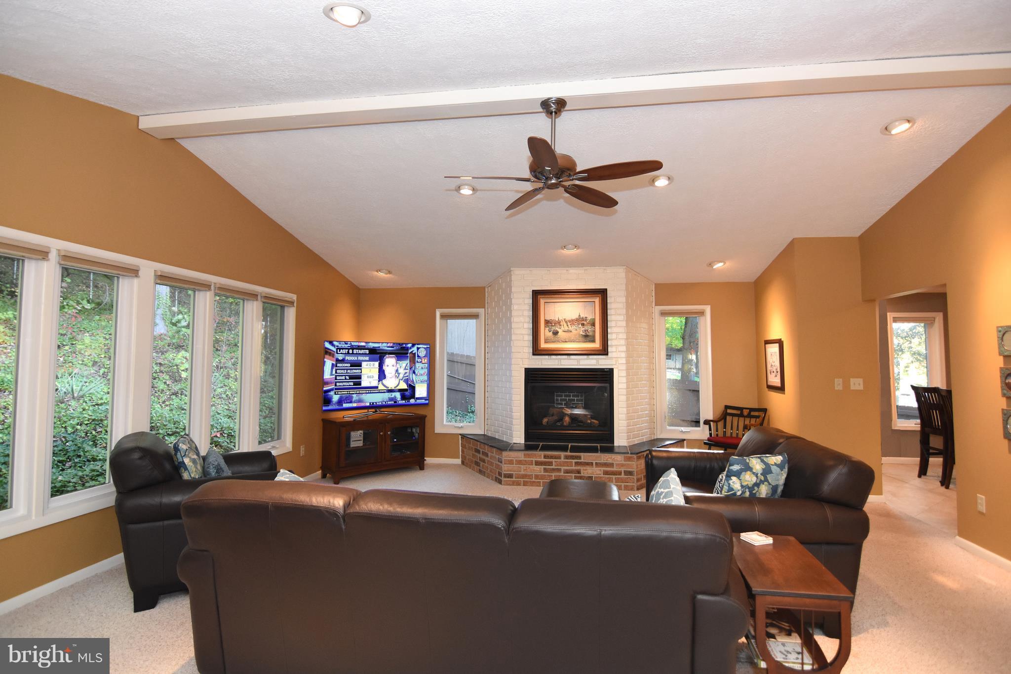 447 Walnut Drive Edgewater, MD 21037 - Photo 11 of 30 Great Space for Watching YourFavorite Sports/Movie