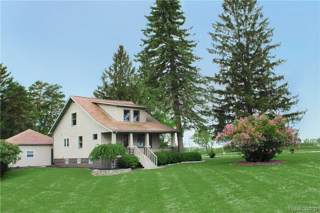 6281 Emmett Road Yale, MI 48097 - Photo 1 of 31 IMG_5234_E.jpg