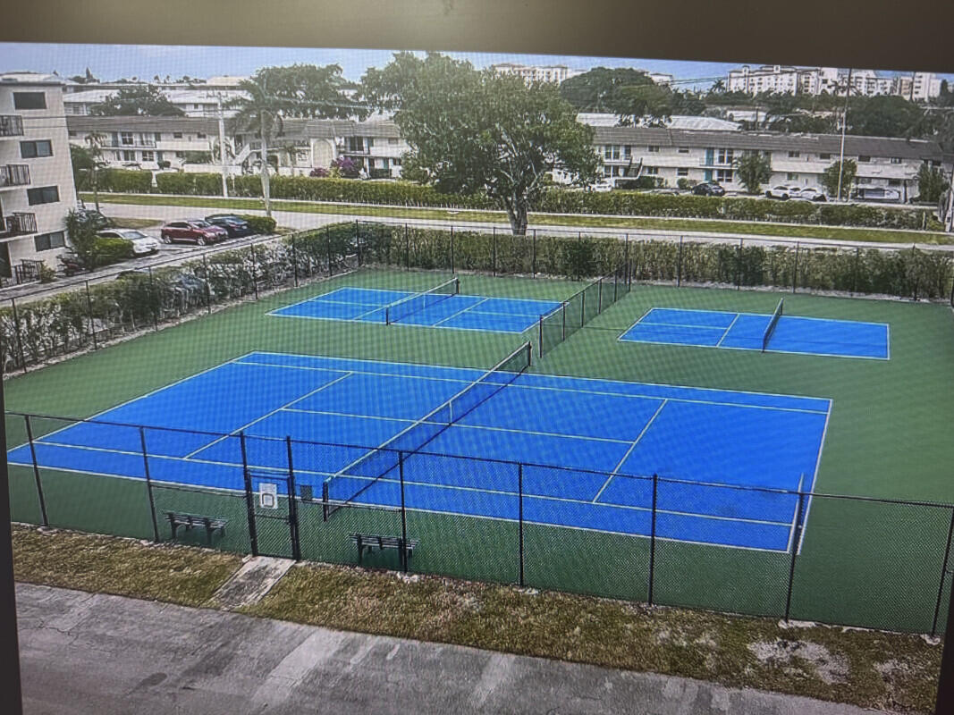 1401 South Federal Highway, Unit 102 Boca Raton, FL 33432 - Photo 10 of 38 a view of a tennis court
