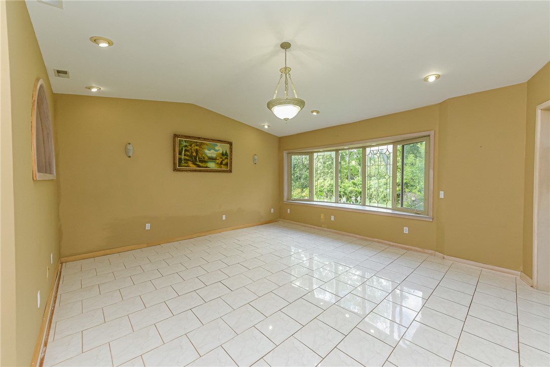 907 Pixley Road Gates, NY 14624 - Photo 14 of 33 Gallery Image 14