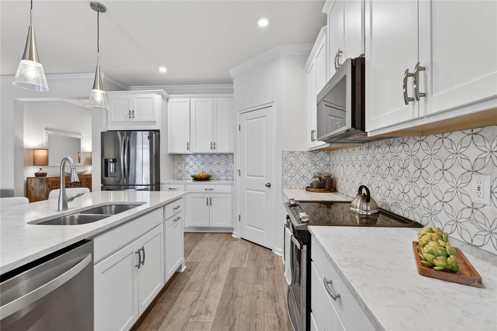 11794 Sistine Lane Venice, FL 34293 - Photo 15 of 93