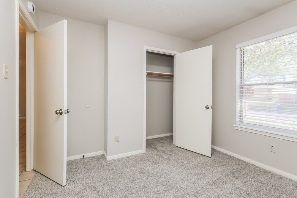 28907 Binefield Street Spring, TX 77386 - Photo 14 of 16 a view of an empty room with window and closet area