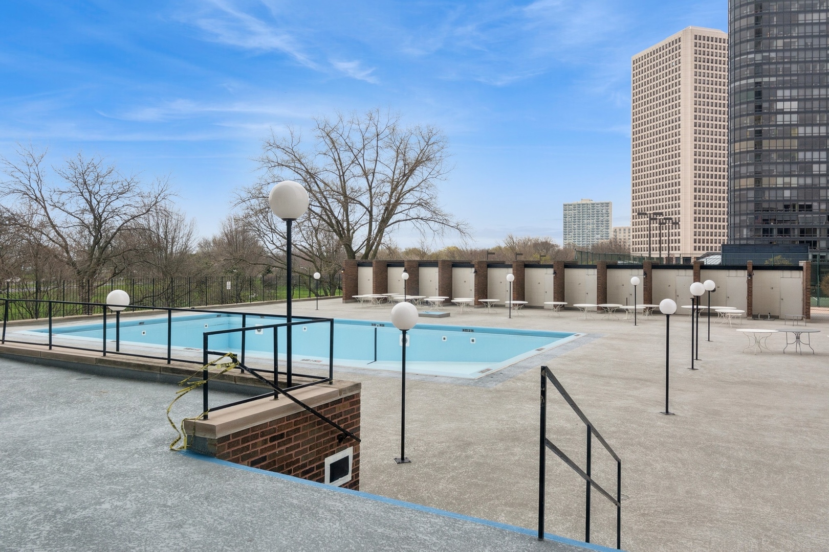 5455 North Sheridan Road, Unit 812 Chicago, IL 60640 - Photo 17 of 20 Gallery Image 17