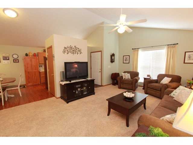 6112 Murphys Pond Road, Unit R Canal Winchester, OH 43110 - Photo 8 of 14