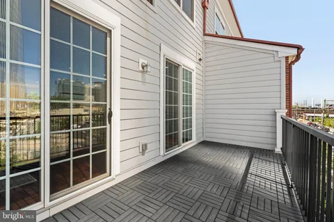 $899,000 | 406 Regatta Drive, Philadelphia, PA 19146