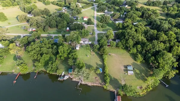 $495,500 | 160 Vz County Road 3732, Wills Point, TX 75169