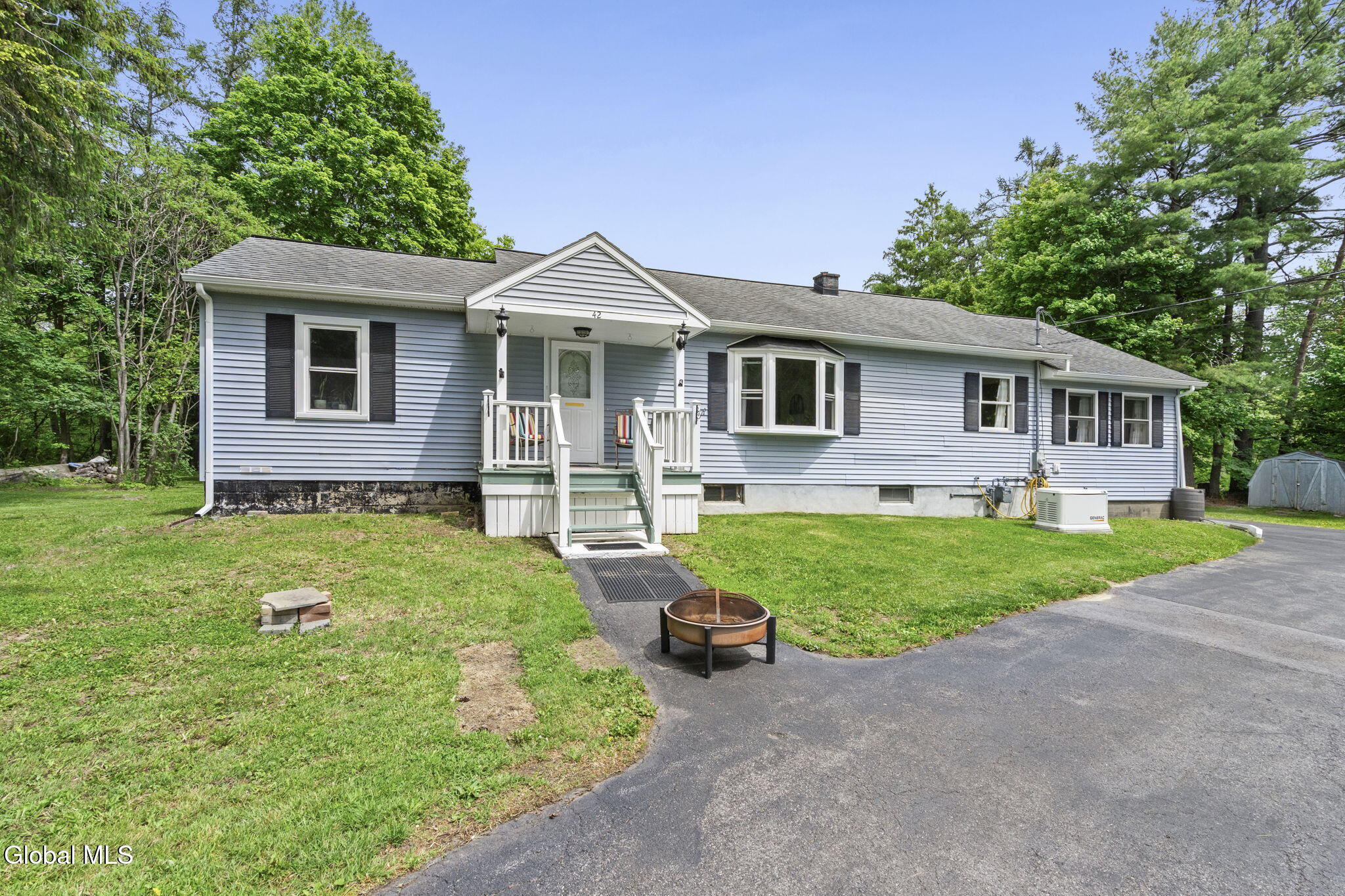 42 Midline Road Ballston, NY 12019 - Photo 4 of 44 3-web-or-mls-42-midline-rd