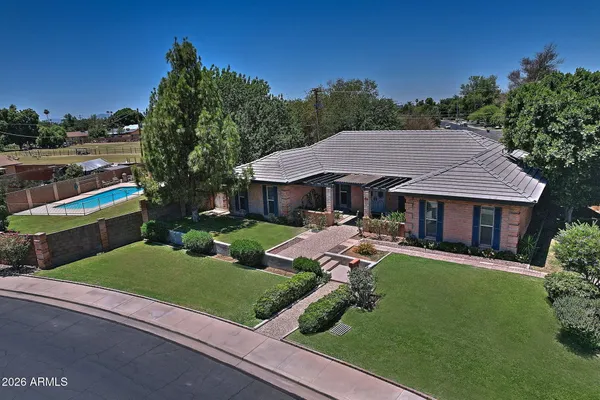 $745,000 | 858 North Heritage, Mesa, AZ 85201