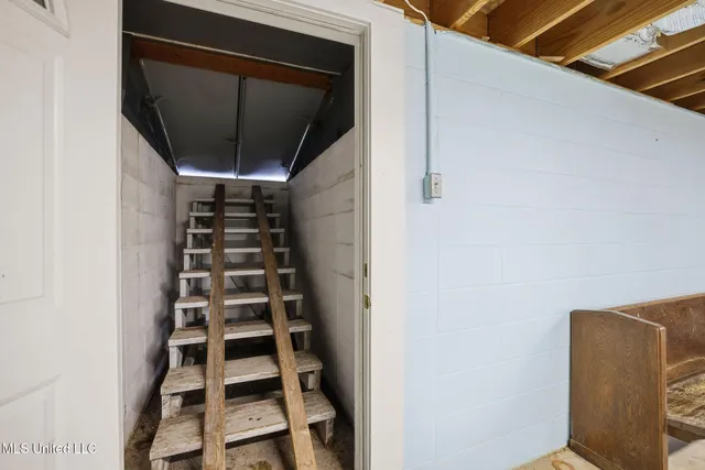 $990,000 | 53319 Highway 60, Unit 53319, Bogalusa, LA 70427