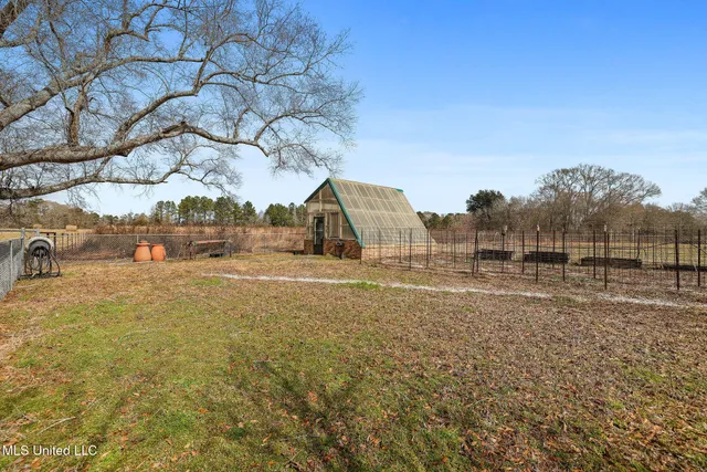 $990,000 | 53319 Highway 60, Unit 53319, Bogalusa, LA 70427