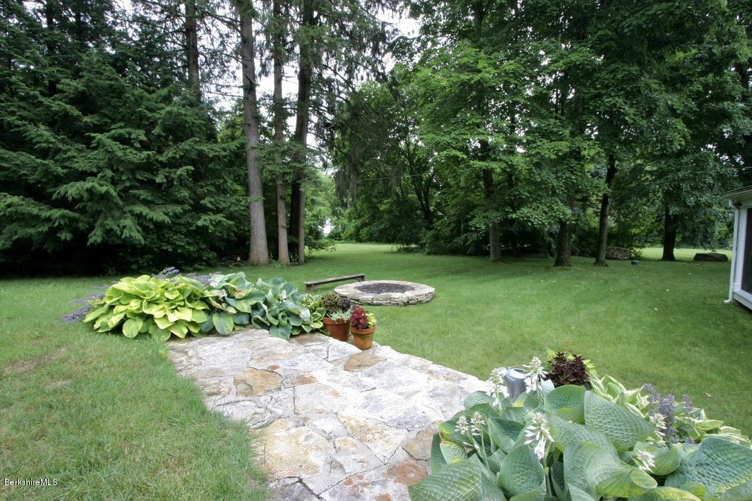 12 Prospect Hill Road Stockbridge, MA 01262 - Photo 28 of 30