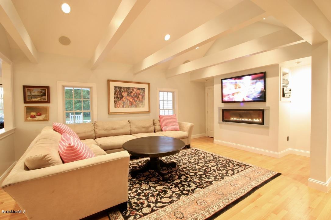 12 Prospect Hill Road Stockbridge, MA 01262 - Photo 8 of 30 a living room with furniture and a table