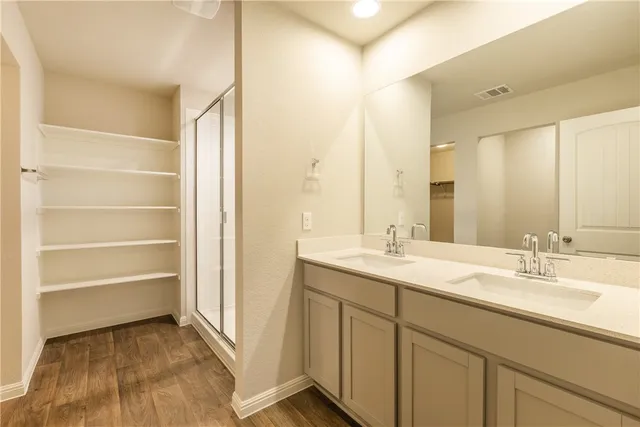 an empty room with an entryway