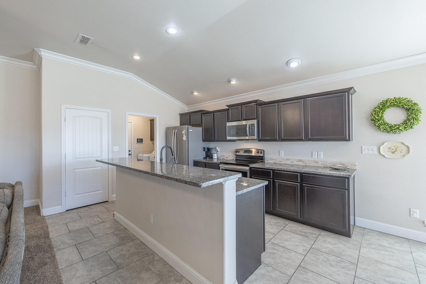 5720 111th Street Lubbock, TX 79424 - Photo 14 of 41 1-28