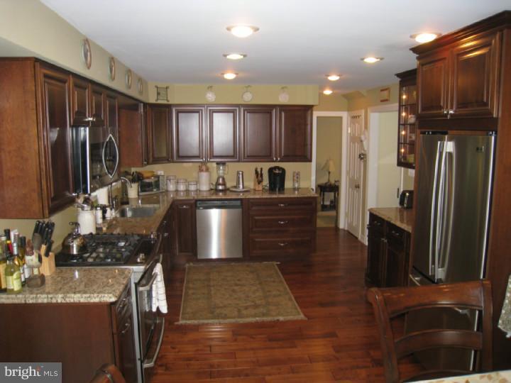 104 Hillside Road Stratford, NJ 08084 - Photo 8 of 22 Gallery Image 8