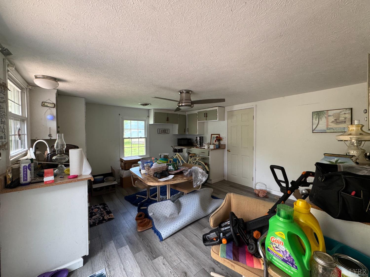 912 Oakville Road Appomattox, VA 24522 - Photo 4 of 9