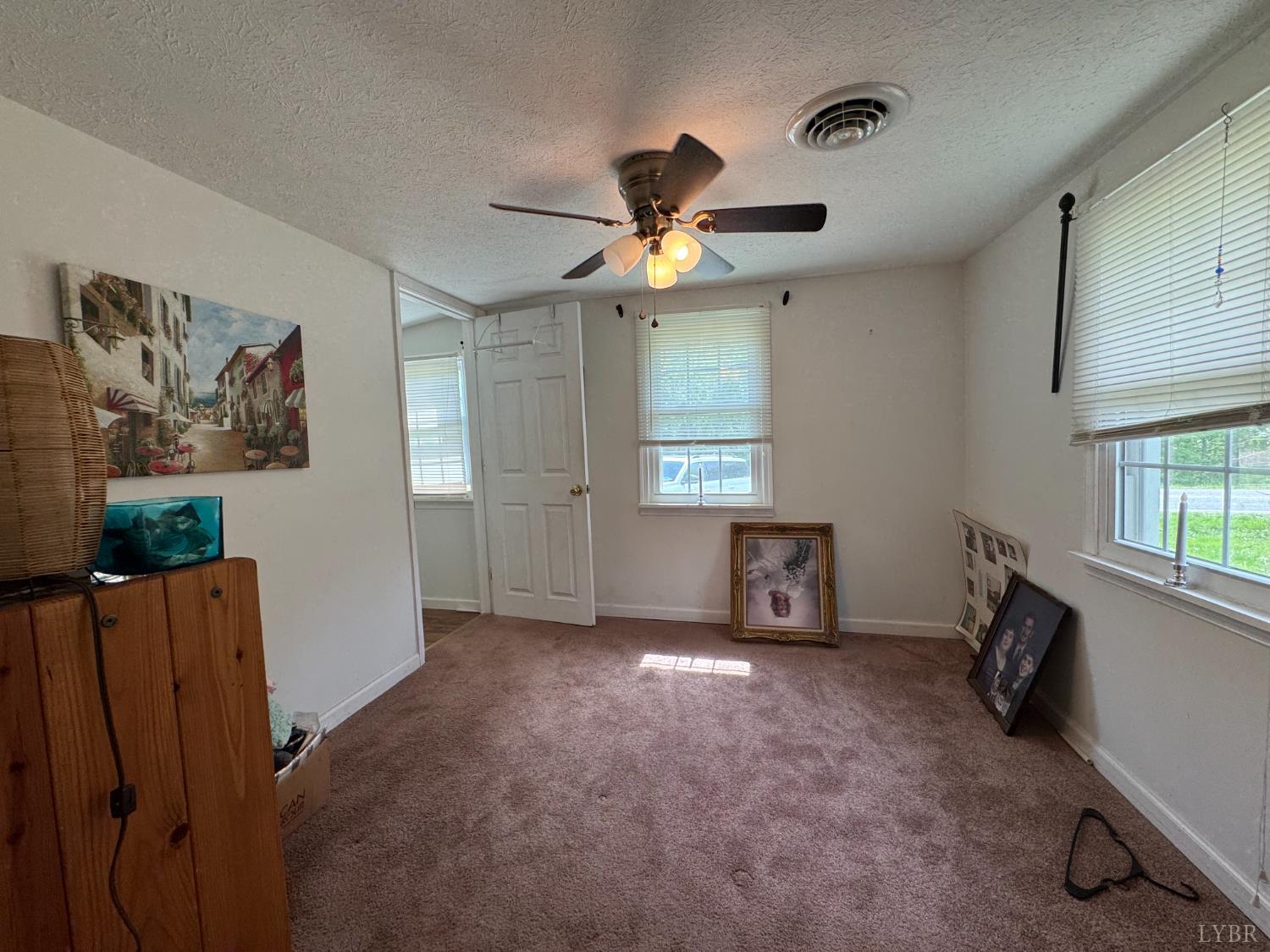 912 Oakville Road Appomattox, VA 24522 - Photo 8 of 9