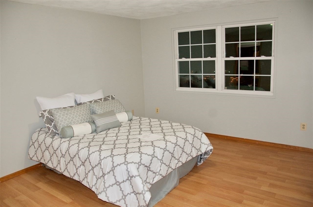 7 Louisburg Square, Unit 9 Nashua, NH 03060 - Photo 7 of 10