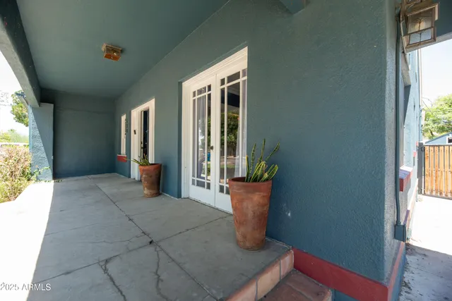 $825,000 | 530 West Willetta Street, Phoenix, AZ 85003