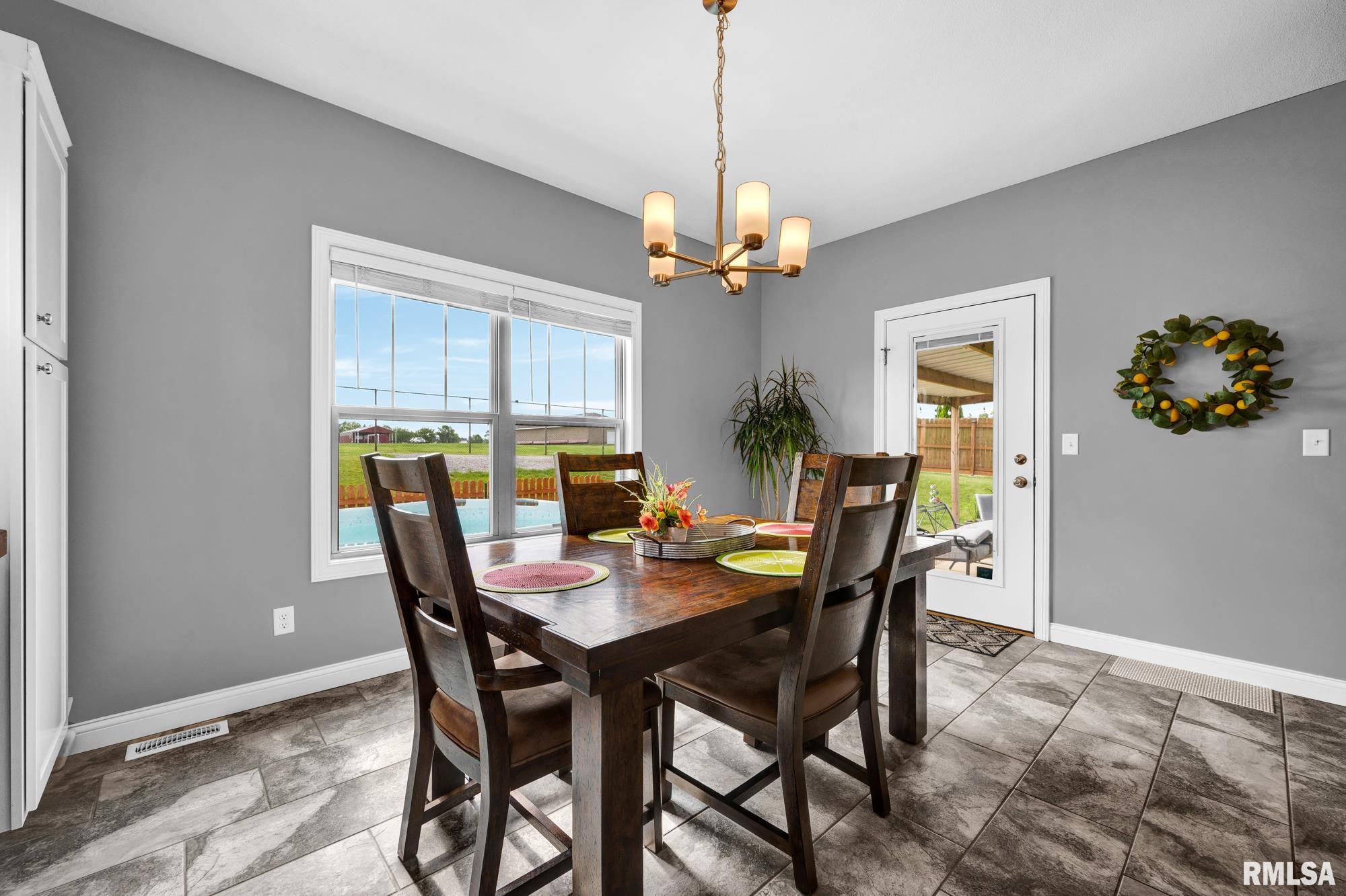 900 Crestview Drive Metamora, IL 61548 - Photo 16 of 46