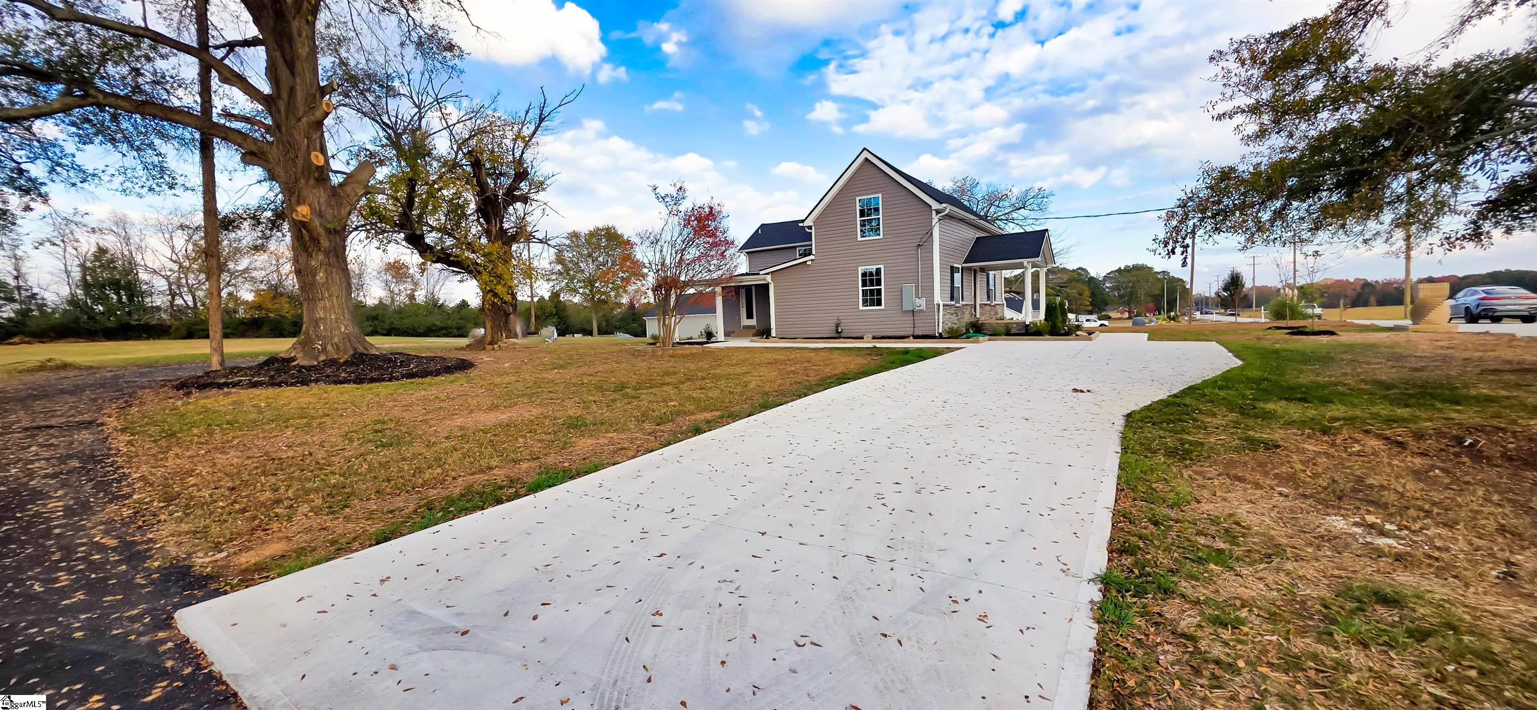 19 Holcombe Road Piedmont, SC 29673 - Photo 4 of 49