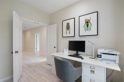 $699,000 | 5507 Oakwood Cove, Unit A2, Austin, TX 78731